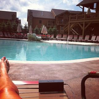 Jenna Ezarik feet photo thumbnail