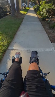 Jenna Ezarik feet photo thumbnail