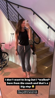 Jenna Ezarik feet photo thumbnail