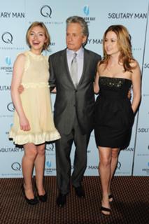 Jenna Fischer feet photo thumbnail