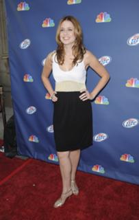 Jenna Fischer feet photo thumbnail