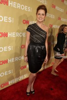 Jenna Fischer feet photo thumbnail