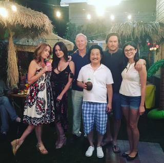 Jenna Fischer feet photo thumbnail