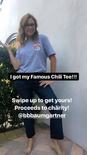 Jenna Fischer feet photo thumbnail