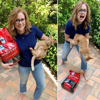 Jenna Fischer feet photo thumbnail