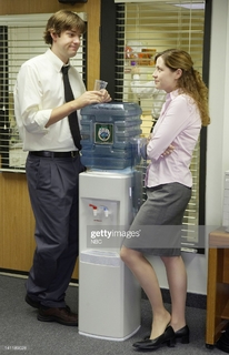 Jenna Fischer feet photo thumbnail