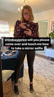 Jenna Fischer feet photo thumbnail