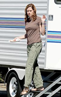 Jenna Fischer feet photo thumbnail
