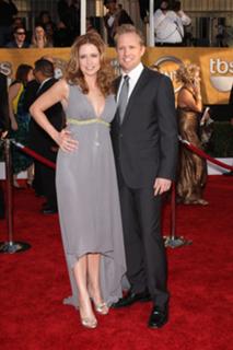 Jenna Fischer feet photo thumbnail