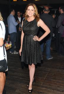 Jenna Fischer feet photo thumbnail