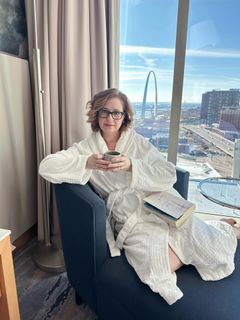 Jenna Fischer feet photo 1