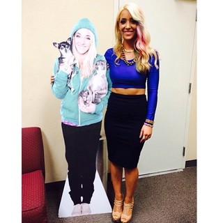 Jenna Marbles feet photo thumbnail
