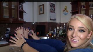 Jenna Marbles feet photo thumbnail