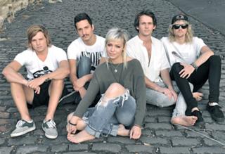 Jenna McDougall feet photo 2