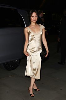 Jenna Ortega feet photo thumbnail