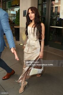 Jenna Ortega feet photo thumbnail