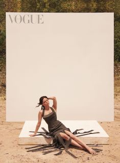 Jenna Ortega feet photo thumbnail