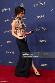 Jenna Ortega feet photo thumbnail