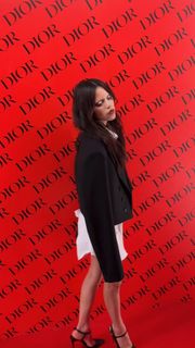 Jenna Ortega feet photo thumbnail