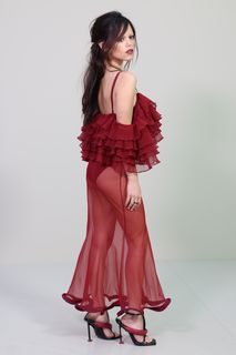 Jenna Ortega feet photo thumbnail