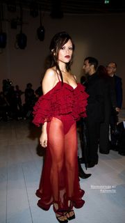 Jenna Ortega feet photo thumbnail