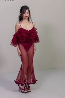 Jenna Ortega feet photo thumbnail