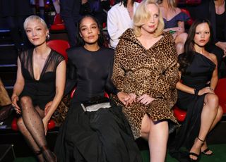 Jenna Ortega feet photo thumbnail