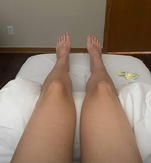 Jenna Owens feet photo 9