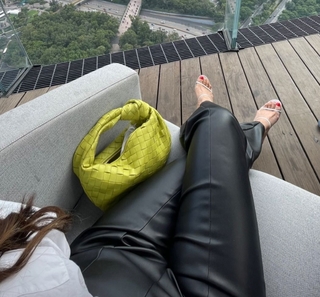 Jenna Owens feet photo 4