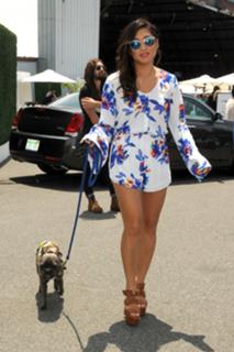 Jenna Ushkowitz feet photo 17