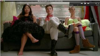Jenna Ushkowitz feet photo 10