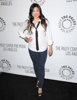 Jenna Ushkowitz feet photo 1