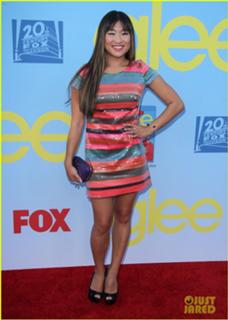 Jenna Ushkowitz feet photo 2