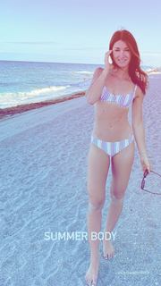 Jenna Willis feet photo 1