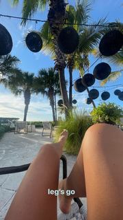 Jenna Willis feet photo 5