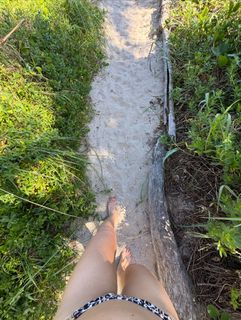 Jenna Willis feet photo 1