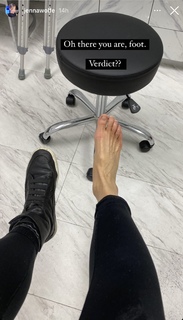 Jenna Wolfe feet photo 3