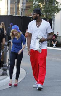 Jennette McCurdy feet photo thumbnail