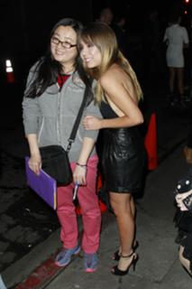 Jennette McCurdy feet photo thumbnail