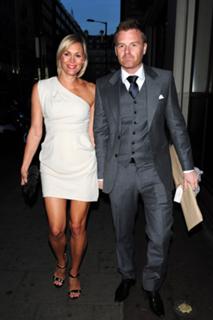 Jenni Falconer feet photo thumbnail