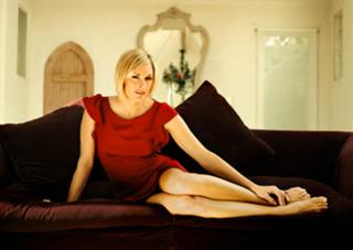 Jenni Falconer feet photo thumbnail