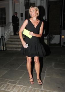 Jenni Falconer feet photo thumbnail