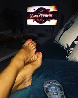 Jenni Falconer feet photo thumbnail