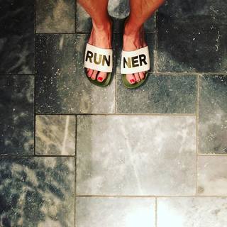 Jenni Falconer feet photo thumbnail
