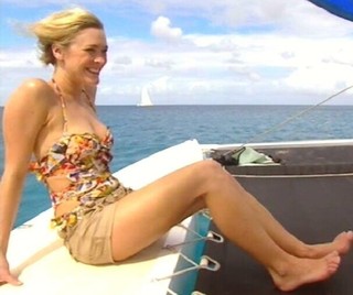 Jenni Falconer feet photo thumbnail