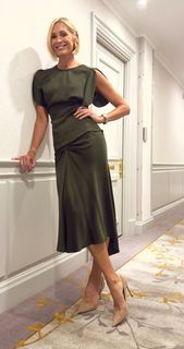 Jenni Falconer feet photo thumbnail