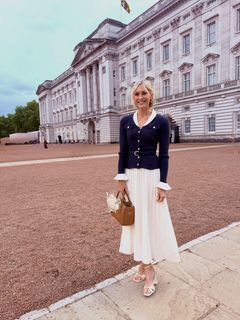 Jenni Falconer feet photo 5