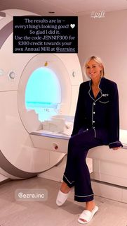 Jenni Falconer feet photo 14