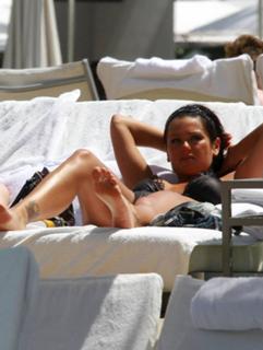 Jenni Farley feet photo thumbnail