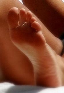 Jenni Farley feet photo thumbnail